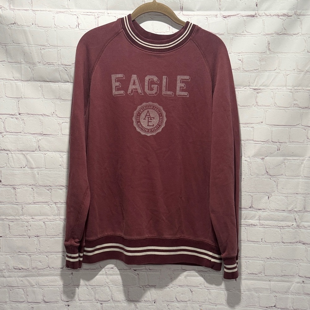 American Eagle Outfitters Burgundy Crewneck Logo Sweatshirt Woman’s Size Medium‎